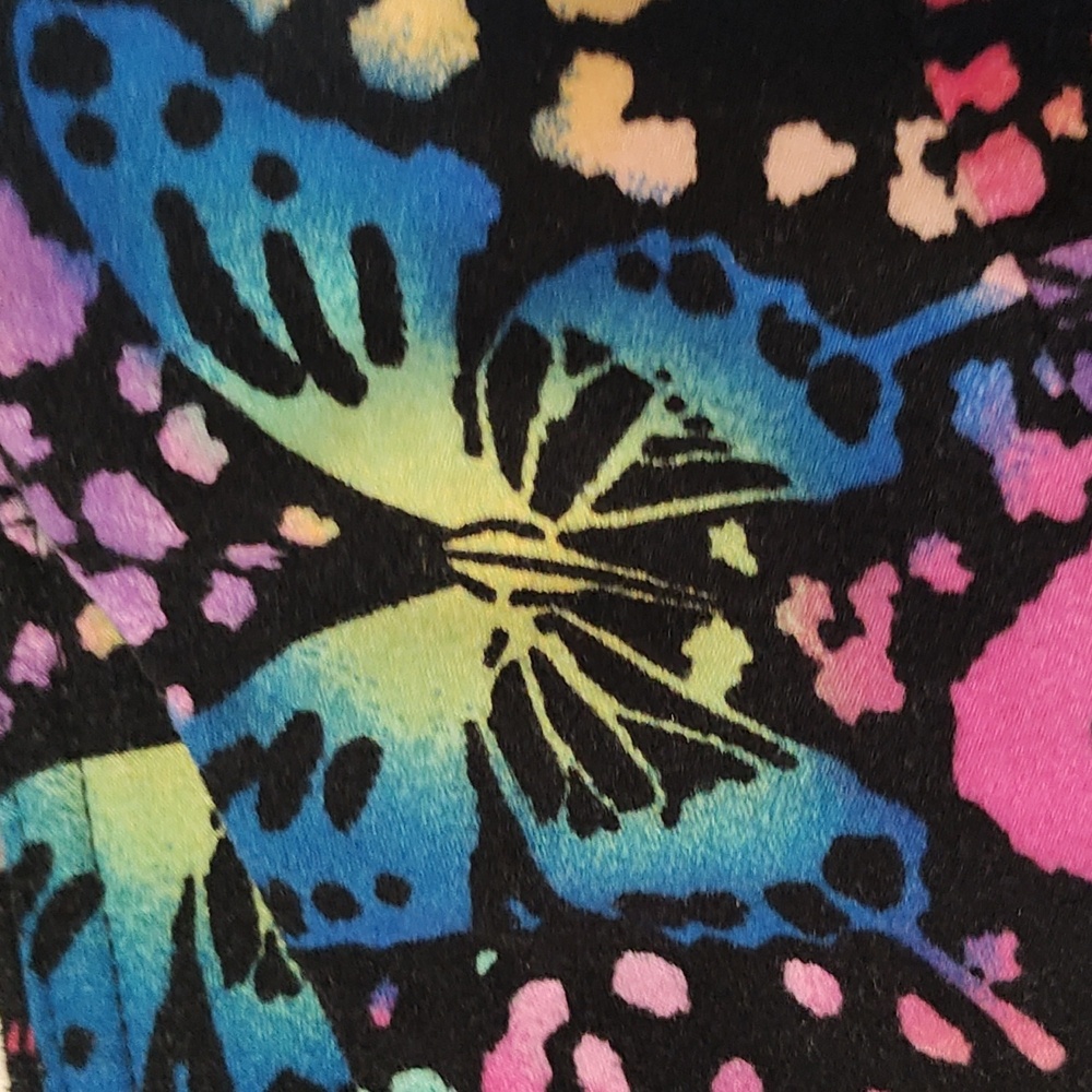 WOMEN: BUTTERFLY RAINBOW 🌈 SHORTS - Picture 5 of 6
